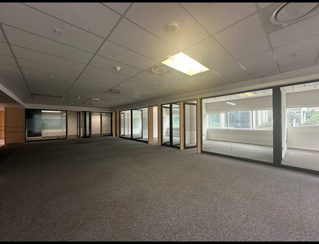 426M² OFFICE TO LET IN SANDTON CENTRAL